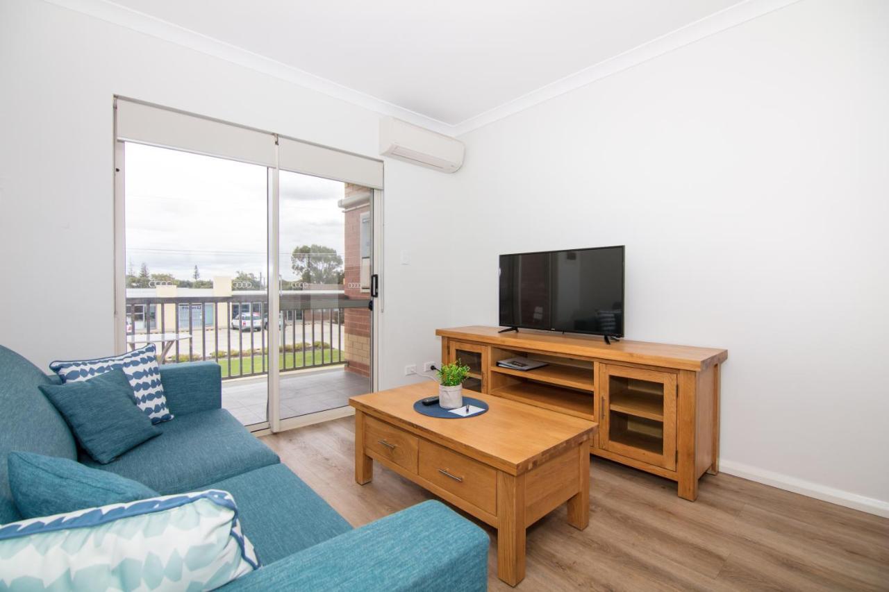 Jurien Bay Motel Apartments Esterno foto