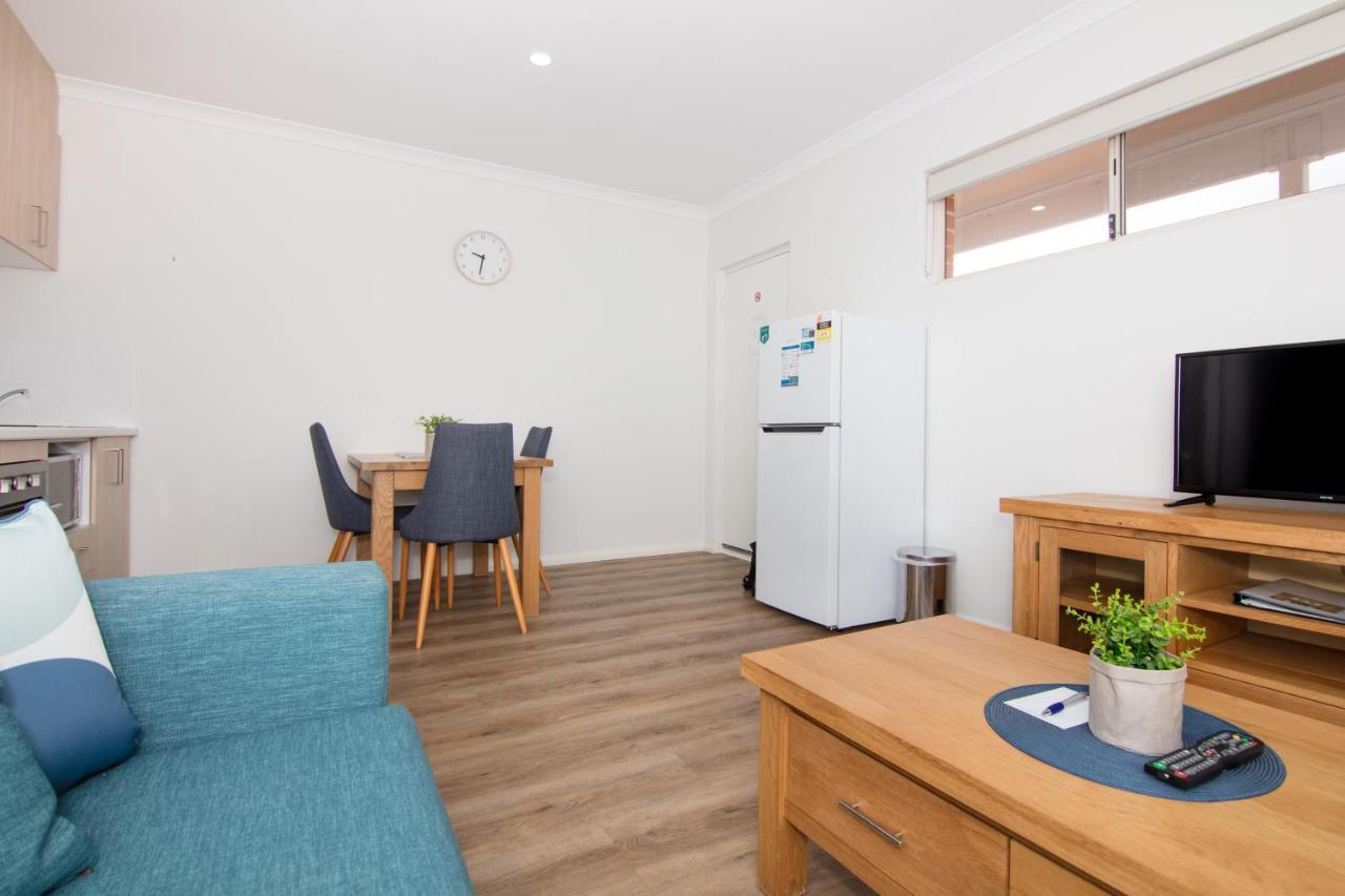 Jurien Bay Motel Apartments Esterno foto