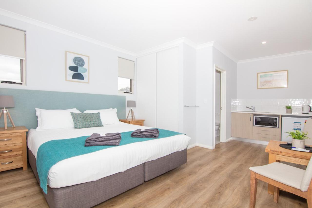 Jurien Bay Motel Apartments Esterno foto