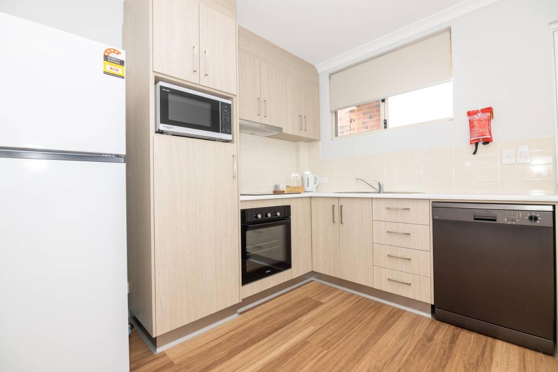 Jurien Bay Motel Apartments Esterno foto