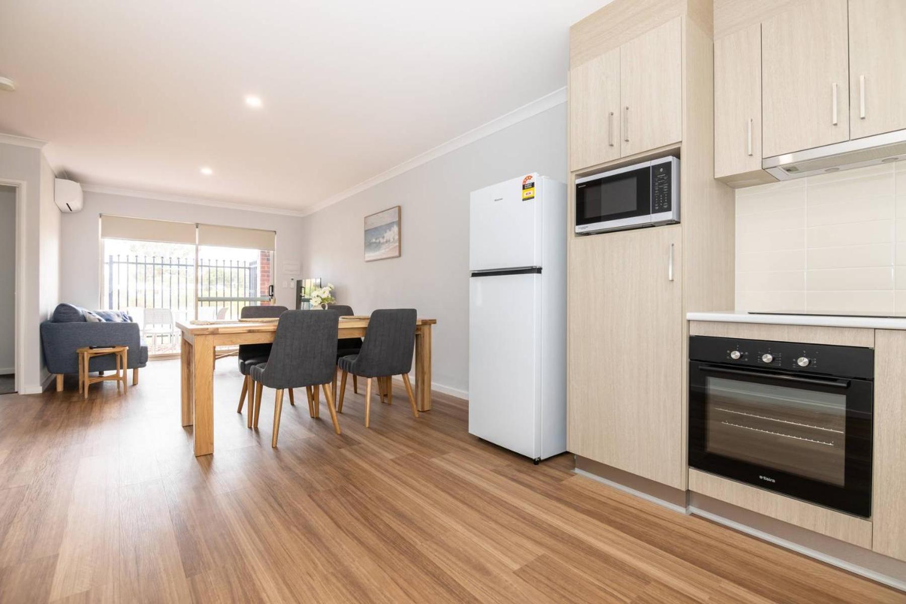Jurien Bay Motel Apartments Esterno foto
